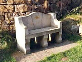 GARDEN SEAT